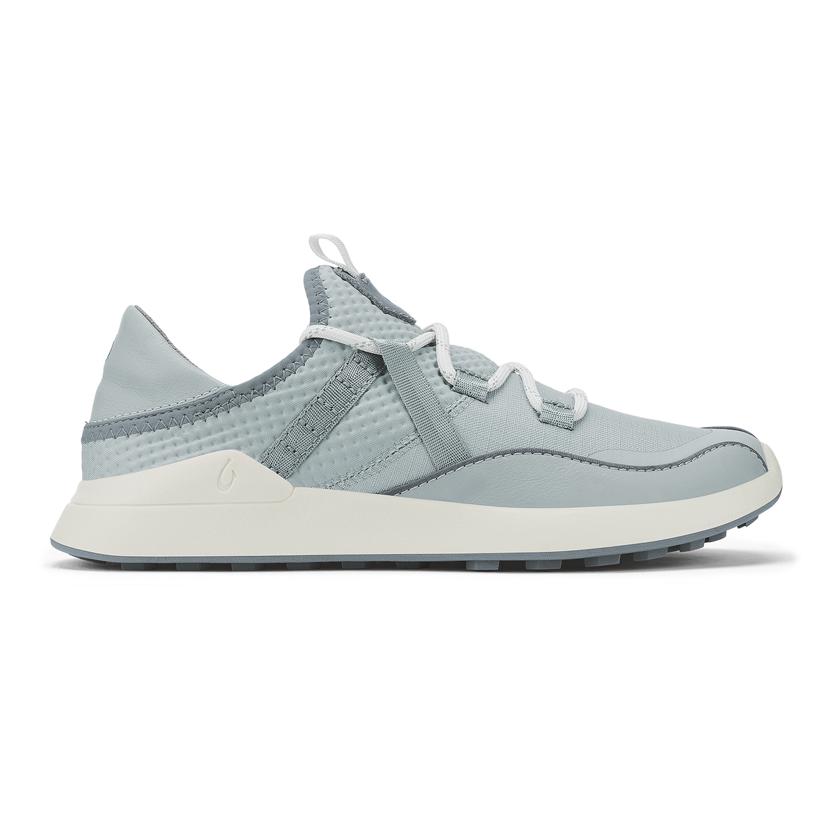 Cloud grey and off-white lace-up sneaker with textured panels and cream-colored sole, shown in profile view.